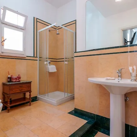 Ai Marinai Couette-café 4*